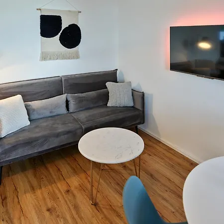 Residery - Dein Modernes, Zentrales Mit Arbeitsplatz, Balkon Und Stadtblick